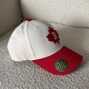 Red Roots Cap Roots | Accessories | Nwt Roots Red And White Baseball Cap With Maple ...
